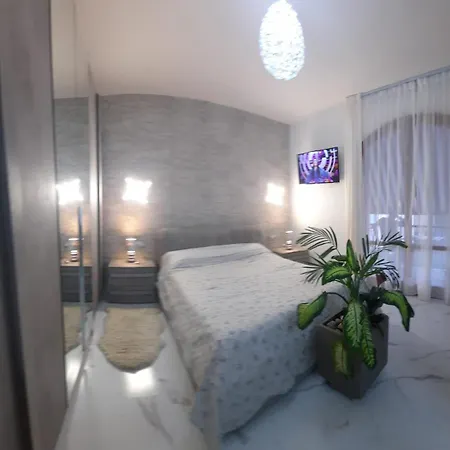 Mini Paradise 公寓 佩斯基耶拉德加达