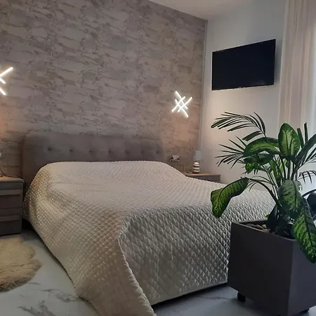 Διαμέρισμα Mini Paradise